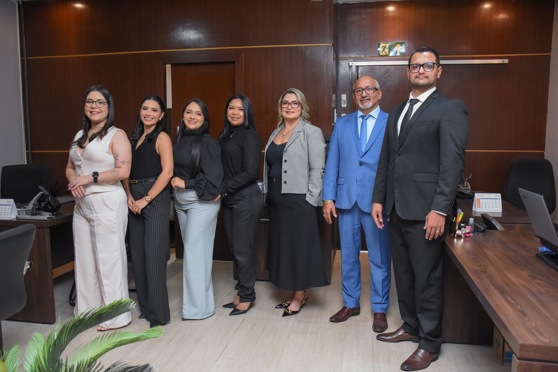 Equipe completa de colaboradores do Pantoja & Carneiro Advogados Associados