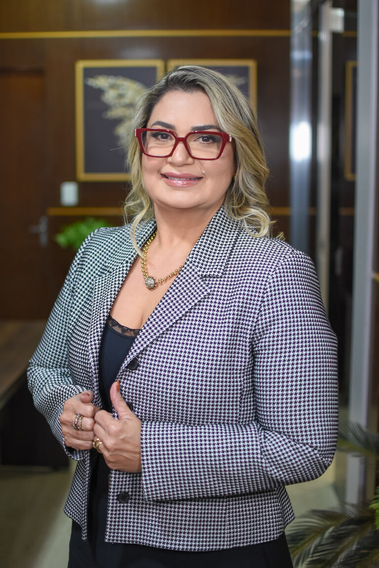 Retrato de Líbia Soraya Pantoja Carneiro, OAB/PA nº 8.049