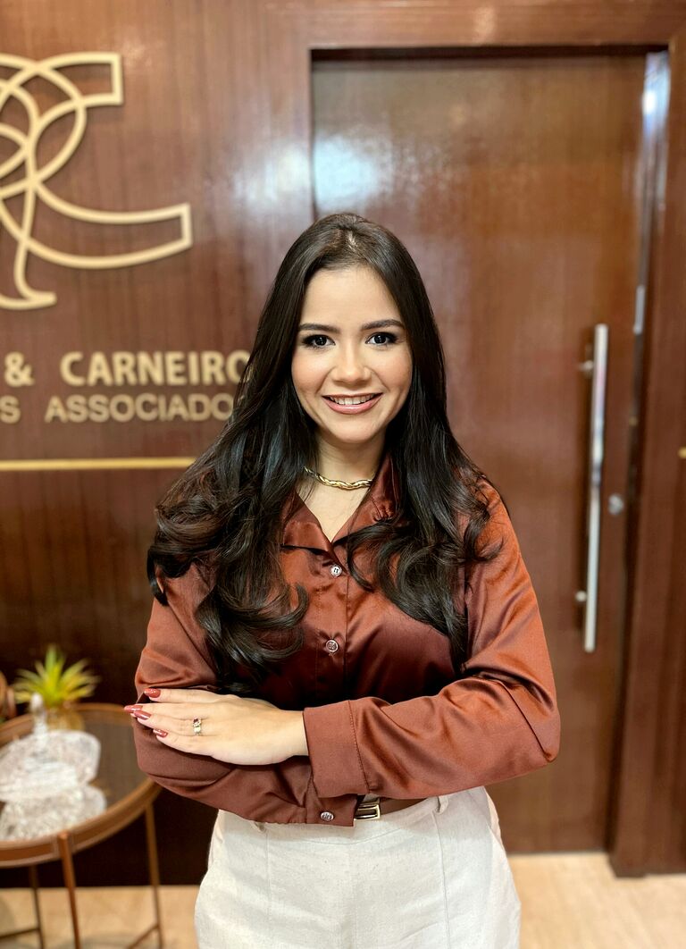 Retrato de Mariana Magno de Medeiros, Advogada Associada do Pantoja & Carneiro